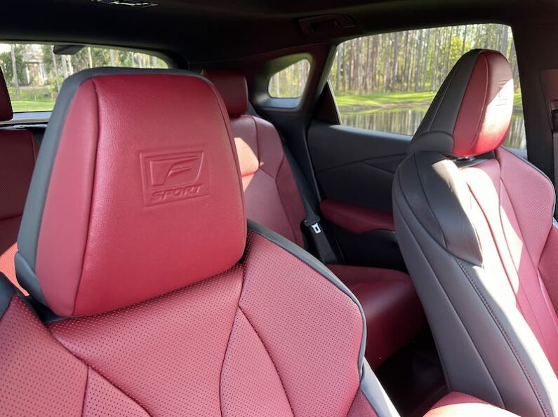 Lexus RX 500H ofrece lujo y rendimiento híbrido de 366 caballos de fuerza y 406 torque