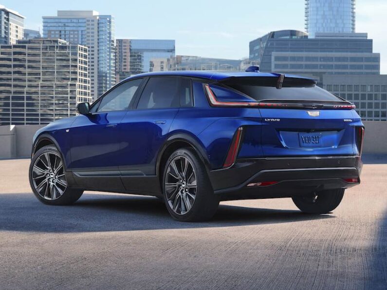 Reseña Cadillac Lyriq‑V 2026: lo manejamos y esto nos sorprendió